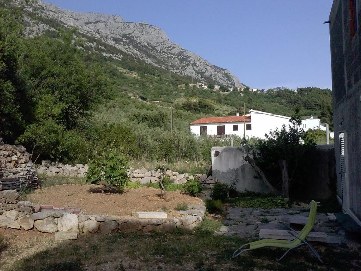 Holiday Home With Free Parking By The Beach بريلا المظهر الخارجي الصورة