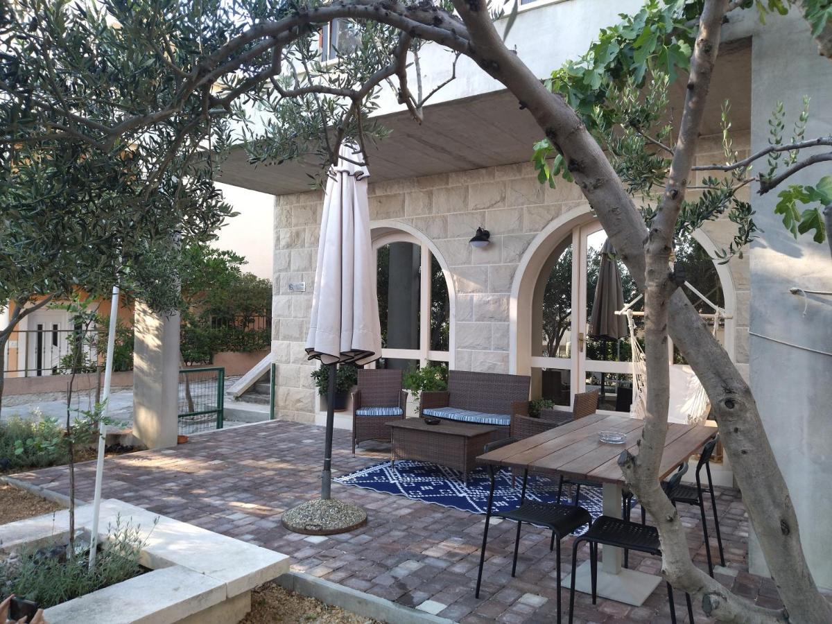 Holiday Home With Free Parking By The Beach بريلا المظهر الخارجي الصورة